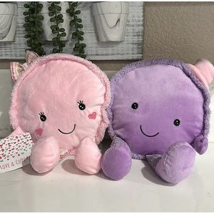 Love & Cupcakes Plush Valentine's Macaroon Couple